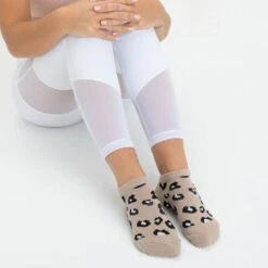 Move Active Non-Slip Socks - Cheetah Nude Medium